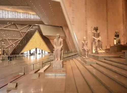 Cairo and Giza Pyramids Day Trip from Hurghada