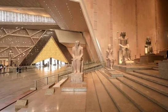 Cairo and Giza Pyramids Day Trip from Hurghada