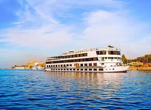 7-Day Nile Cruise Luxot to Aswan with Dendera & Abydos